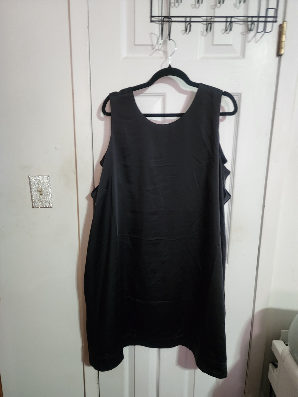 Black Sleeveless Shift Dress  Old Navy
